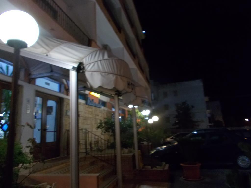 Hotel Maremonti فيكو دل غراغانو المظهر الخارجي الصورة